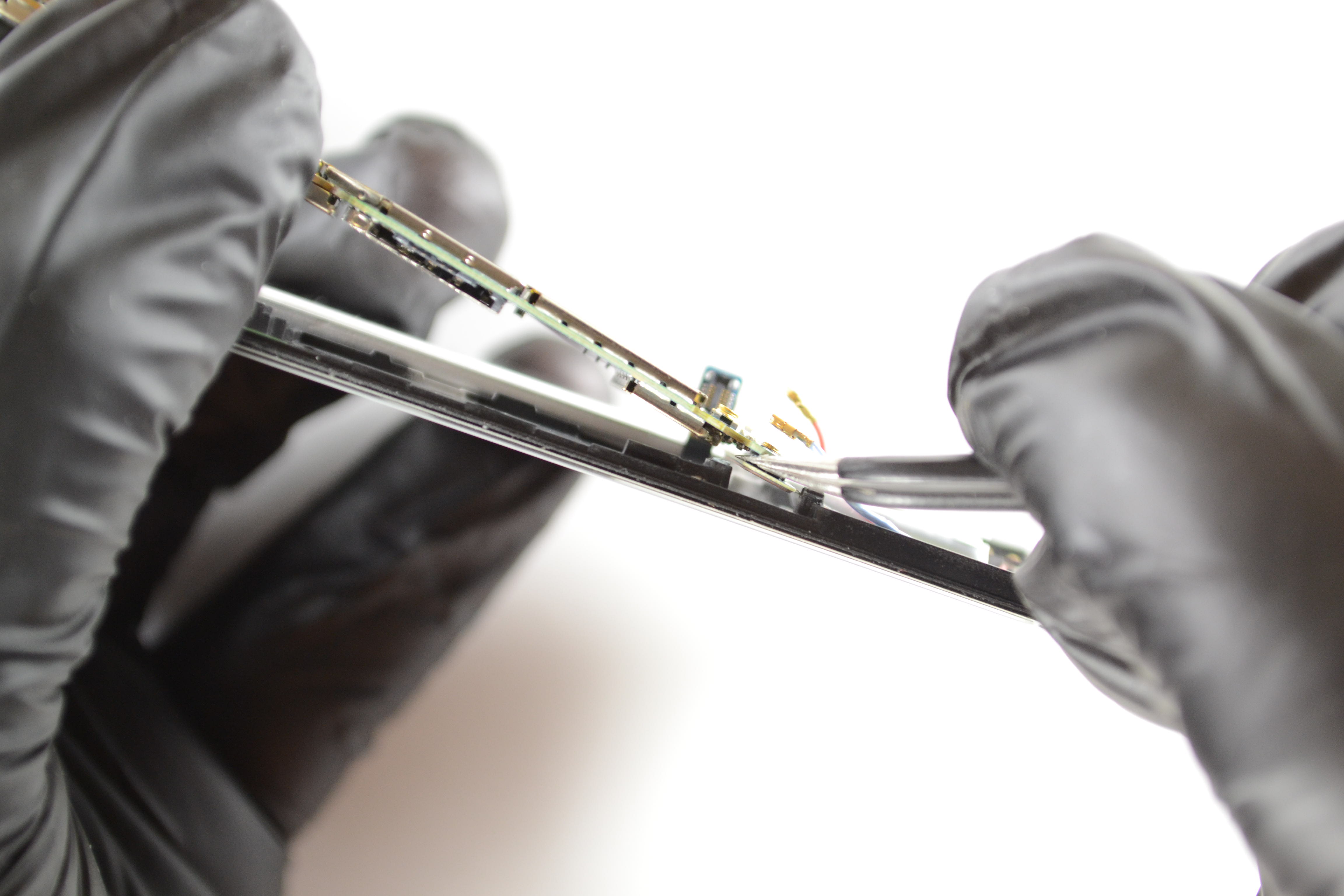 samsung-s6-homme-button-repair-step-10.2