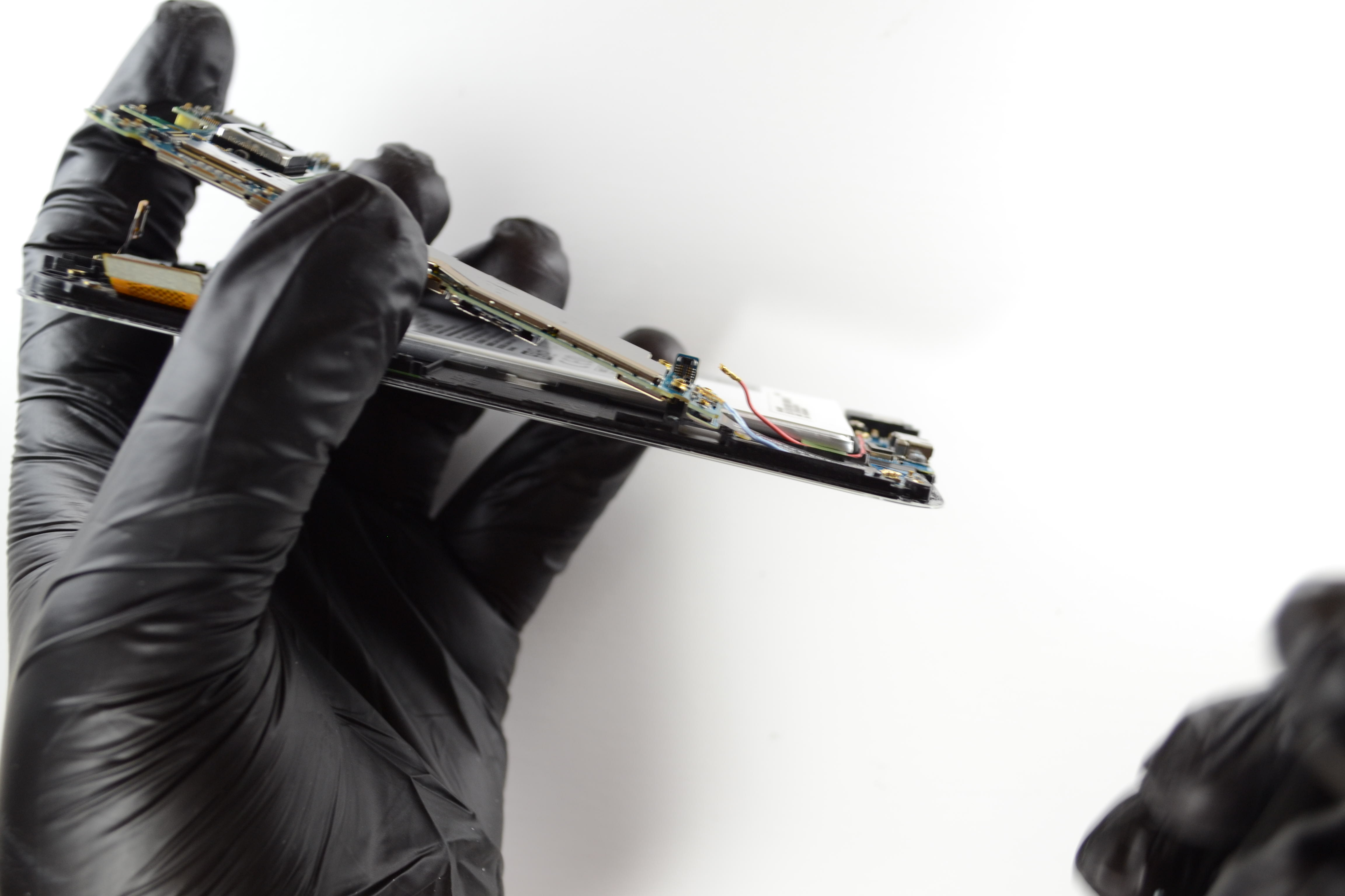 samsung-s6-homme-button-repair-step-10
