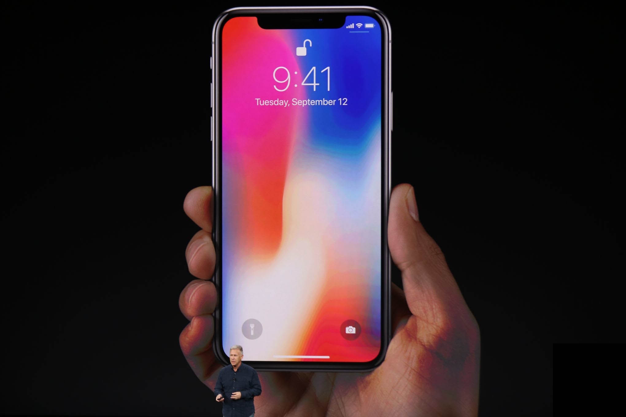 What the success of the iPhone X means. Tips to pre-order.
